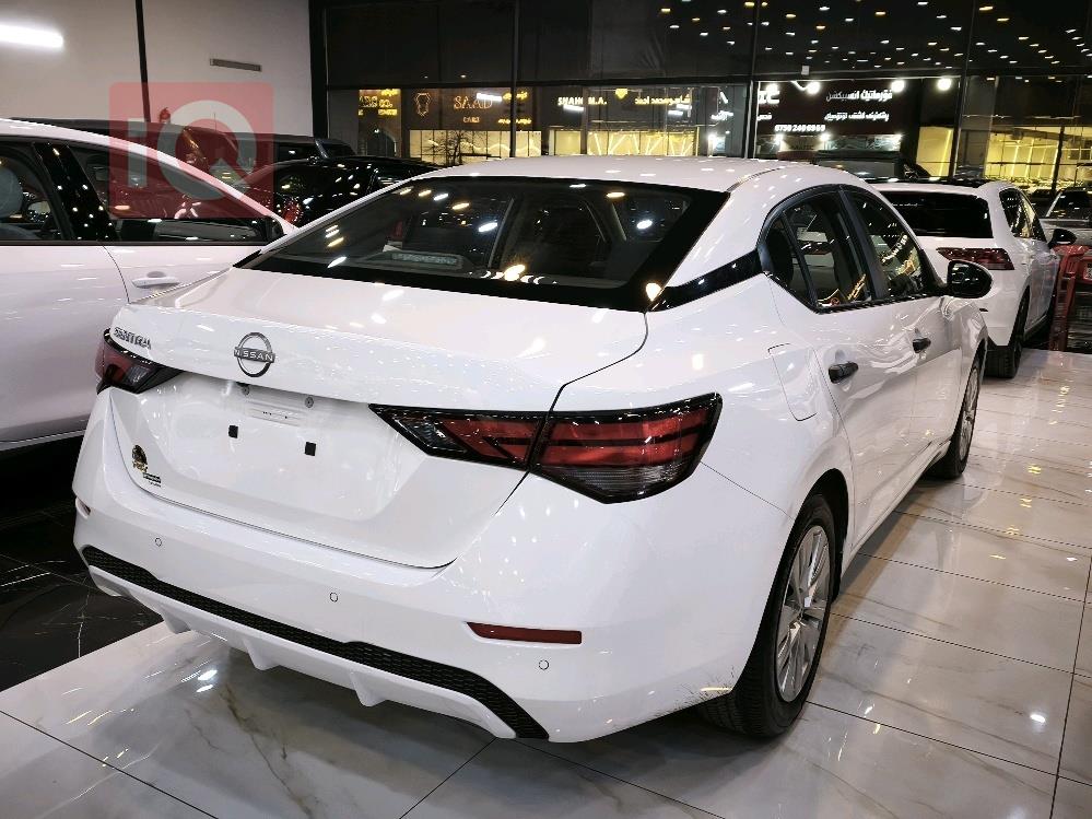 نيسان سنترا